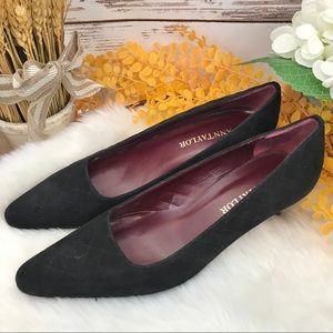 Ann Taylor Leather Pumps - Made in Italy 🇮🇹